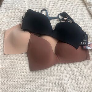 F.I.T. Figure Improving Technology BRA lot of 3 40C